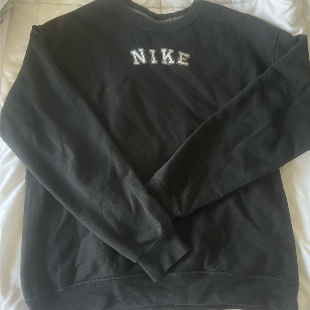 trendy crew neck
